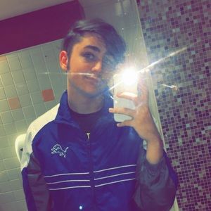 Meet your Posher, Tucker